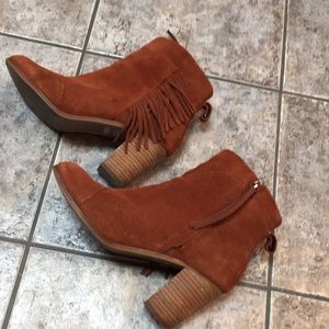 toms fringe booties